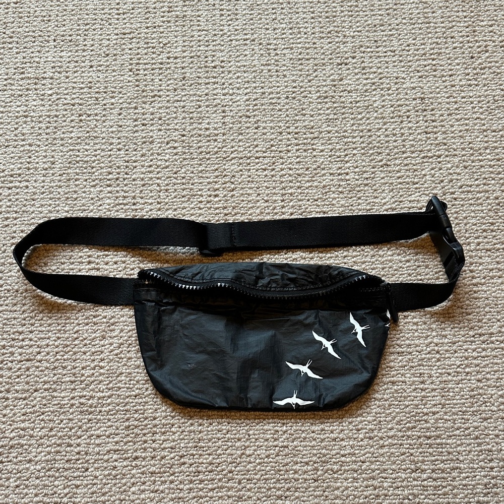 Aloha Collection splash proof black waist bag